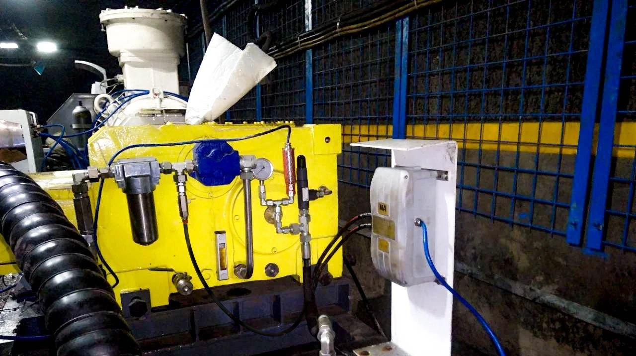 煤礦乳化液泵和噴霧泵:潤滑管理需求、油質(zhì)在線監(jiān)測方案及部署案例全景呈現(xiàn)8